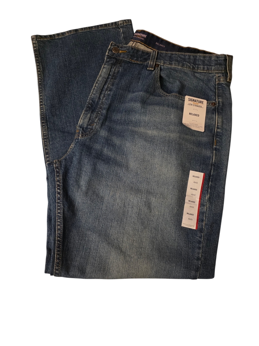 Signature by Levi Strauss Men Relaxed Jeans - Faded Blue Denim